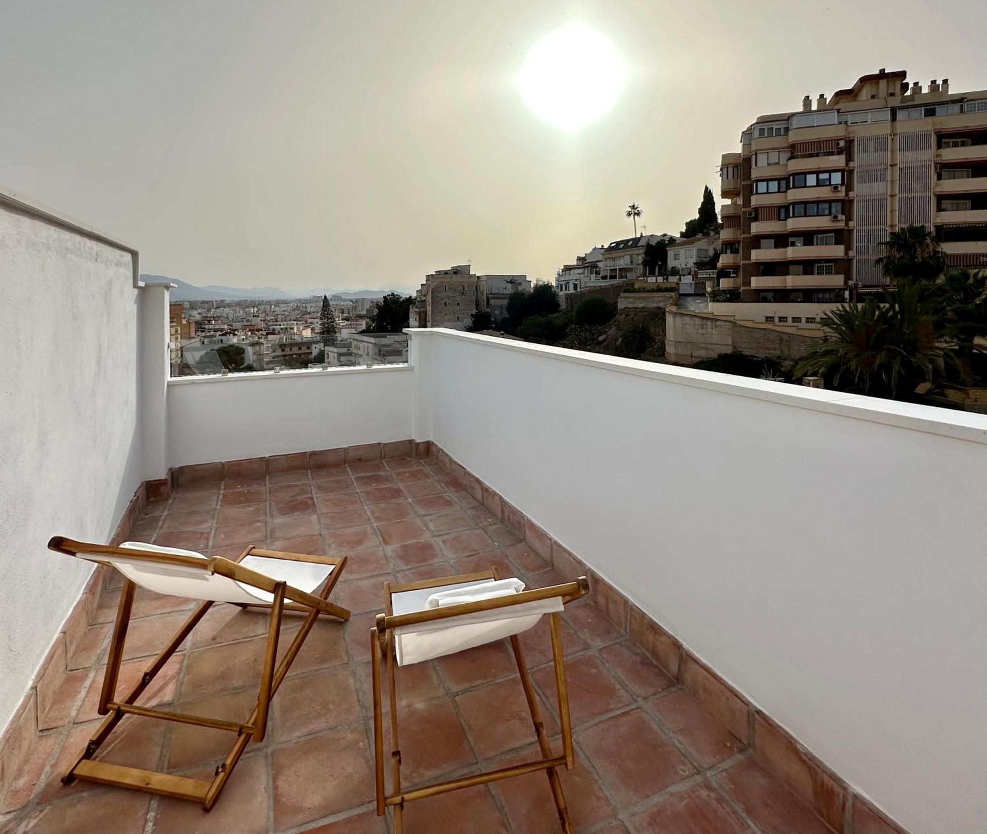 Апартаменты Atico Con Solarium Y Bbq Cerca Del Centro 6 Pax Малага Экстерьер фото